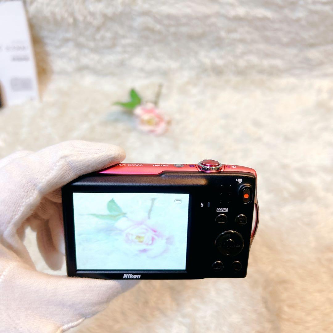 【極美品】NikonニコンCOOLPIX S3300 ピンク　説明書付きコンデジ