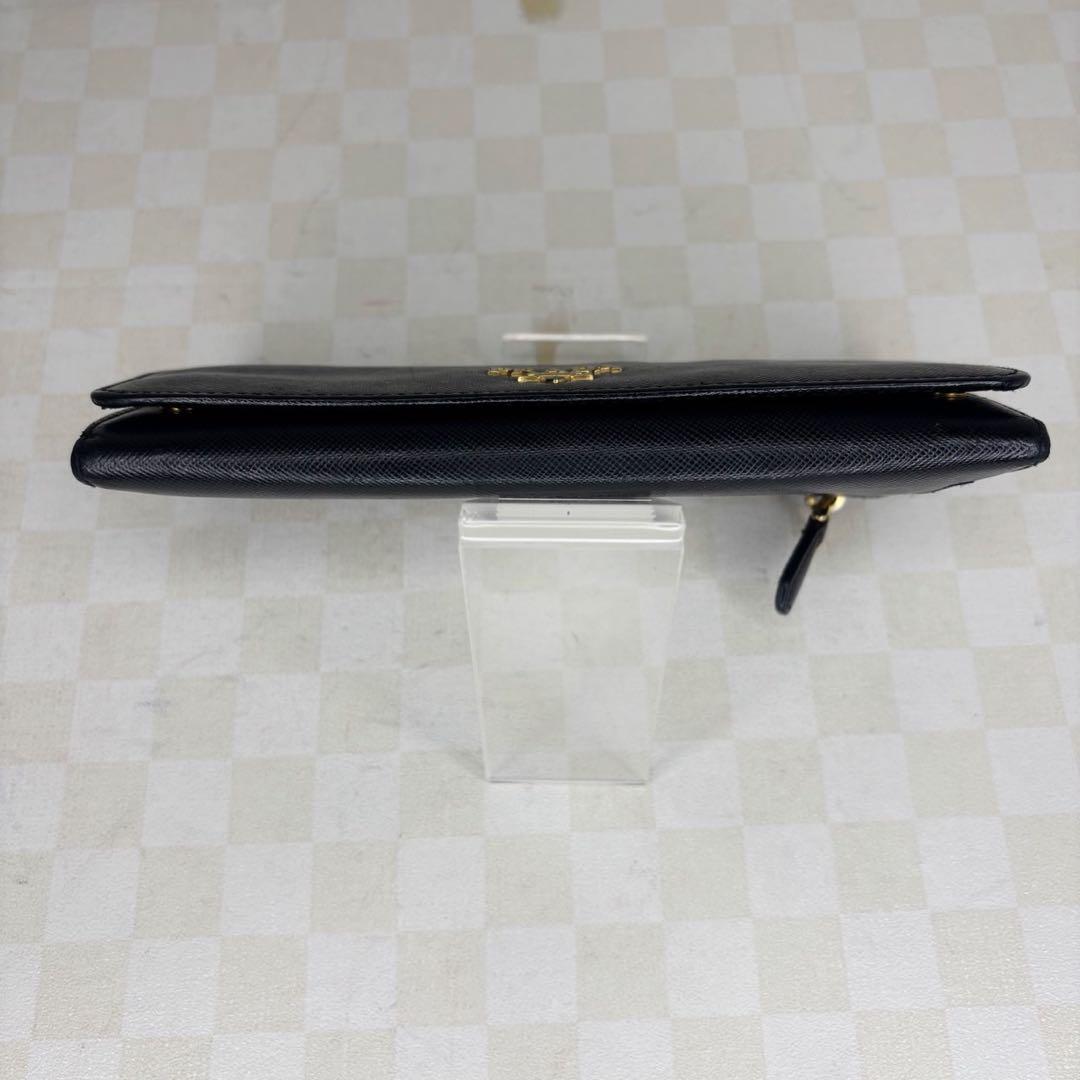 極美品　PRADA プラダ　長財布　二つ折り　M08