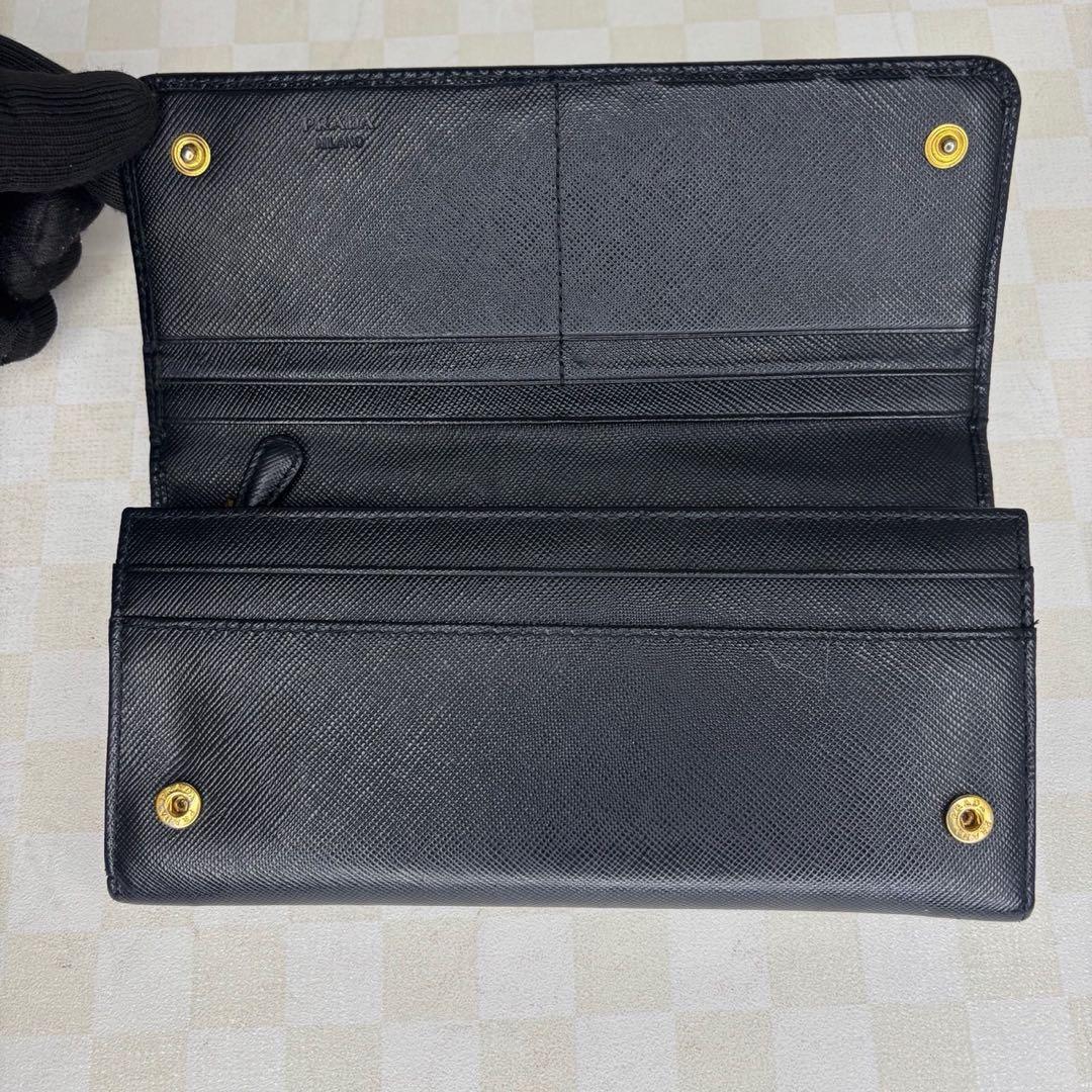 極美品　PRADA プラダ　長財布　二つ折り　M08