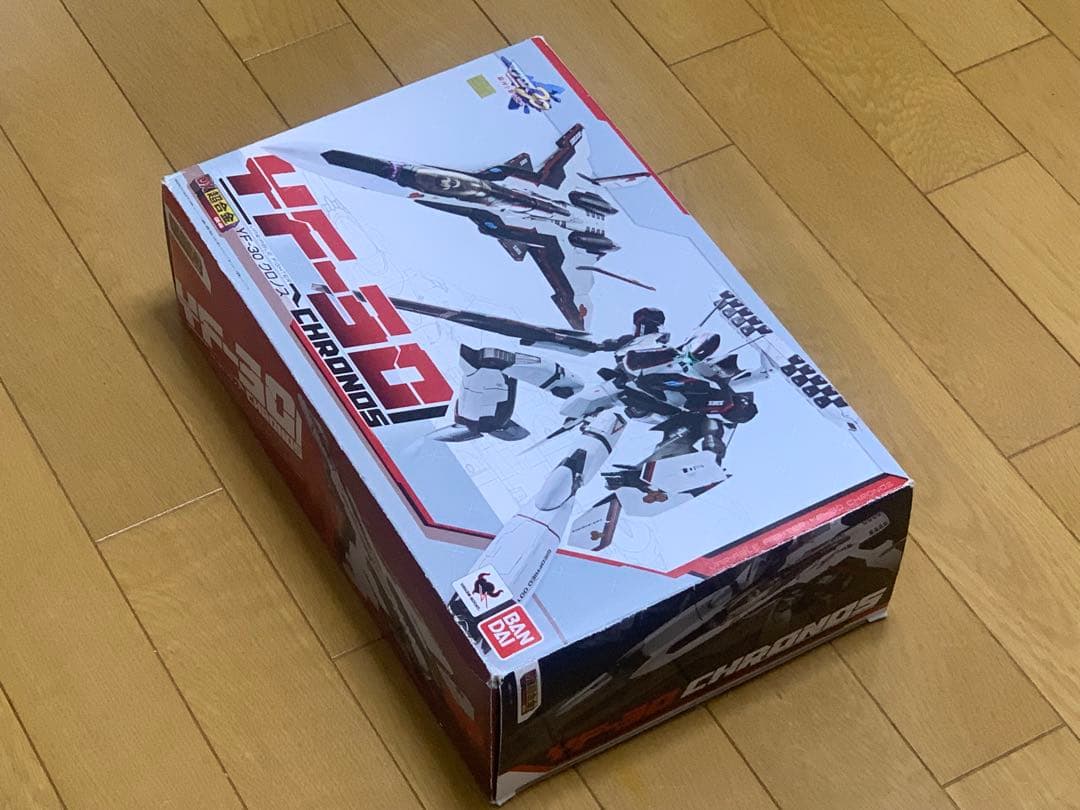 【中古品】バンダイ DX超合金 YF-30 クロノス