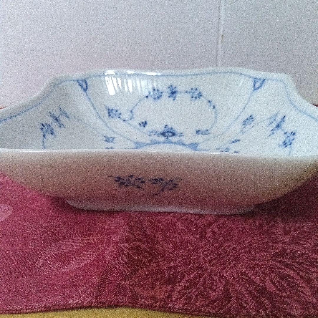 ロイヤルコペンハーゲン 　 ブルーフルーテッド菓子器 共箱付き