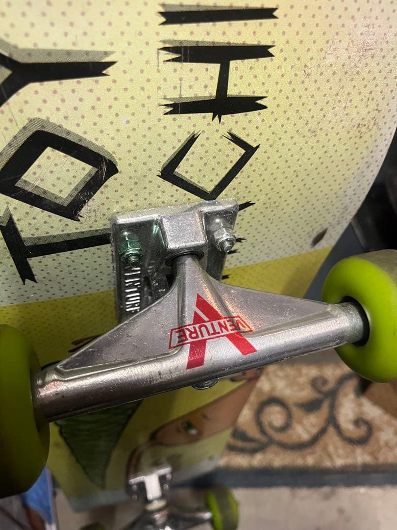 スケートボード コンプリート ベンチャー　トイマシーン