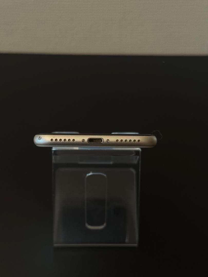 極美品 256GB Apple iPhone SE 3 第三世代 ホワイト