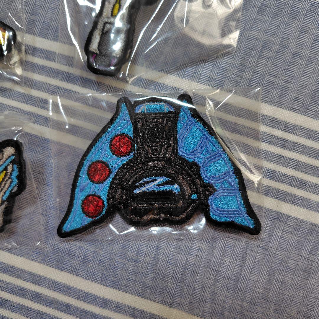 値下げ中ウルトラマン　刺繍ブローチ　未開封未使用品　10点セット