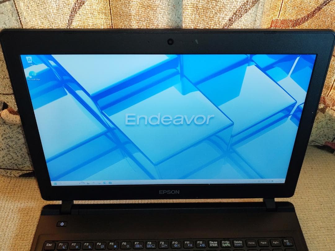 EPSON Endeavor NJ4300 第8世代Ci5FHDSSDHDD搭載