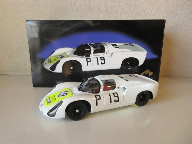 特価 exoto (1/18) ポルシェ 910 #19