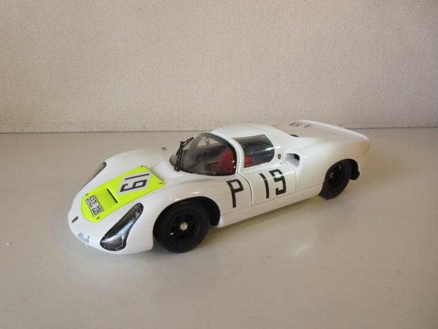 特価 exoto (1/18) ポルシェ 910 #19