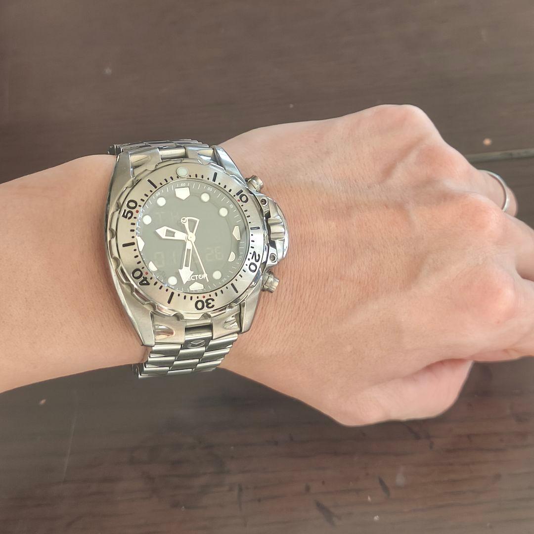 【激レア/美品】SECTOR 600 アナデジ サファイアガラス リューズガード