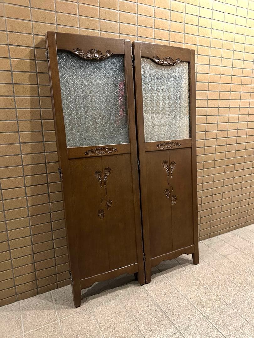 アンバーガラススクリーン　衝立　パーテーション　葡萄