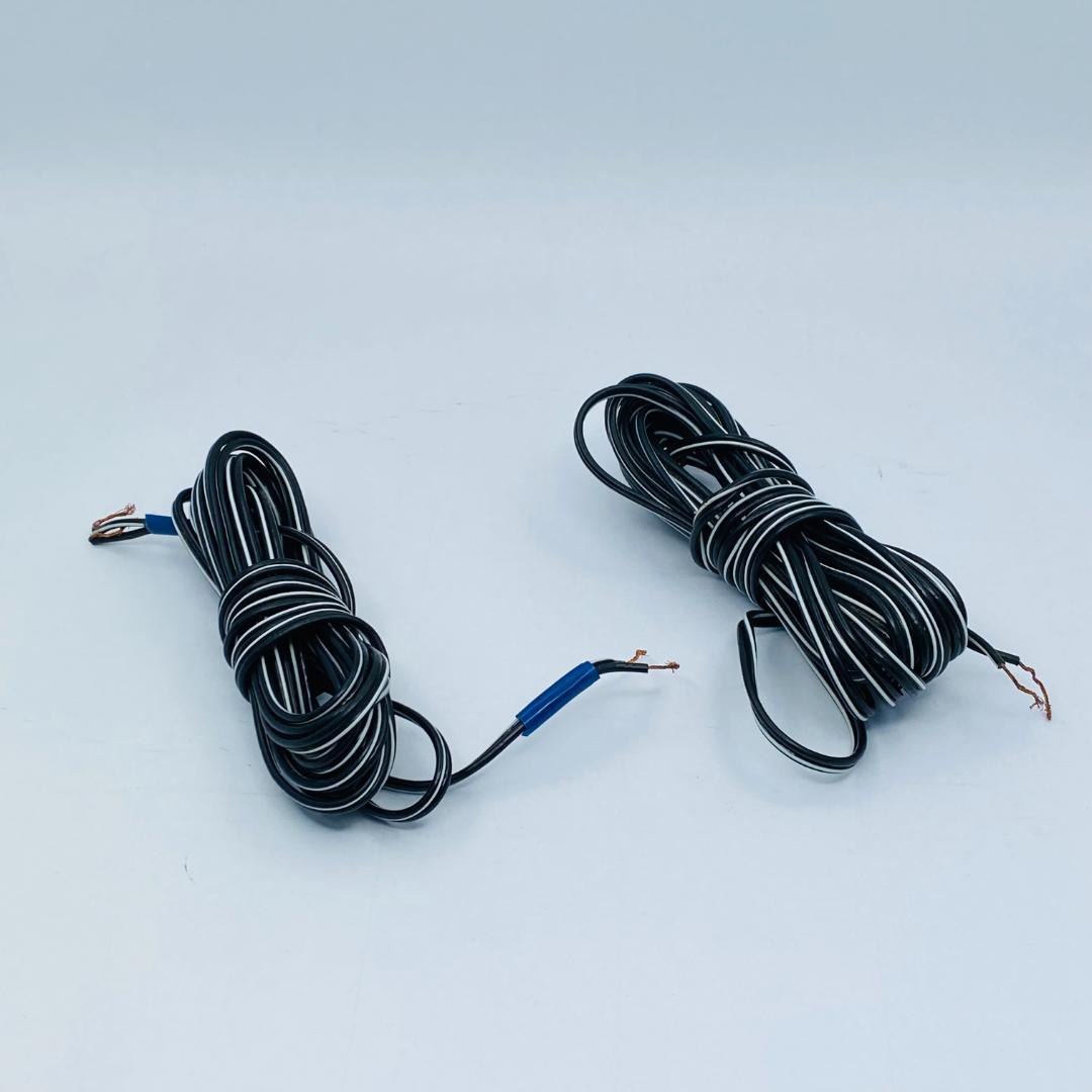 BOSE　ボーズ　モデル 111AD　スピーカー　ペア　２個セット　ケーブル付き