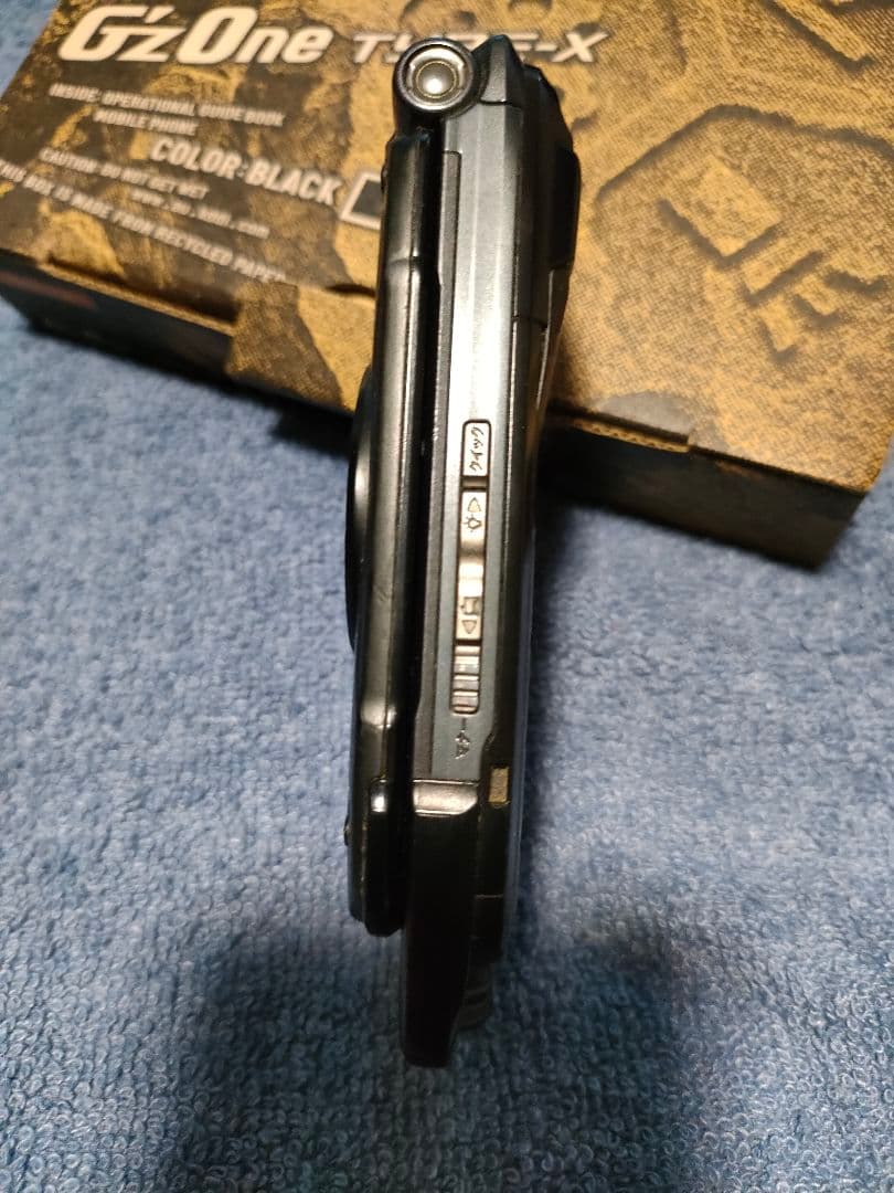 CASIO　ガラケー　Gz One TYPE-X ブラック 箱付き