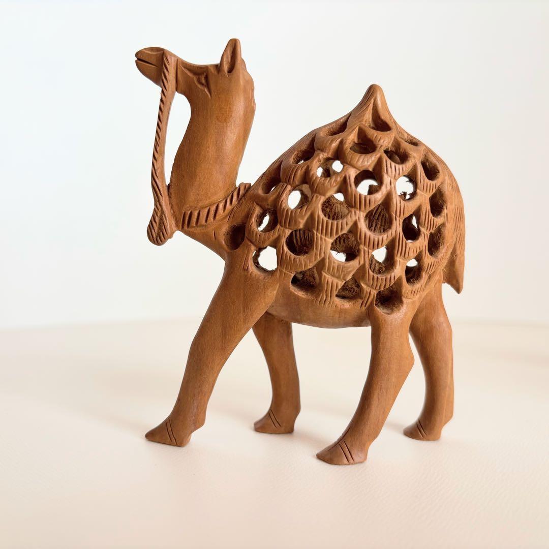 【インド】透かし彫り木製キャメル置物3体セット