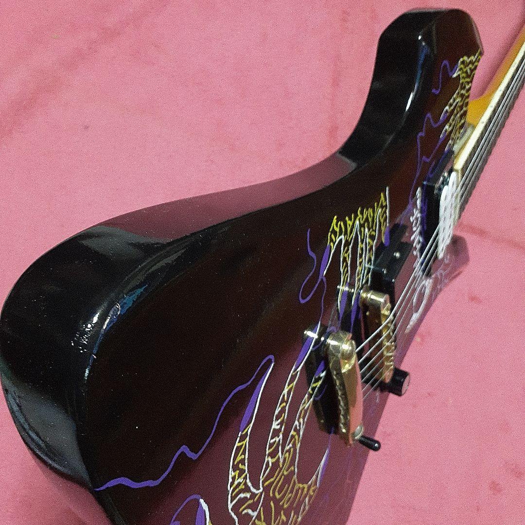 【良・美・レア品】謎の手・ペイント。hideモデル。MGモッキンバードギター。