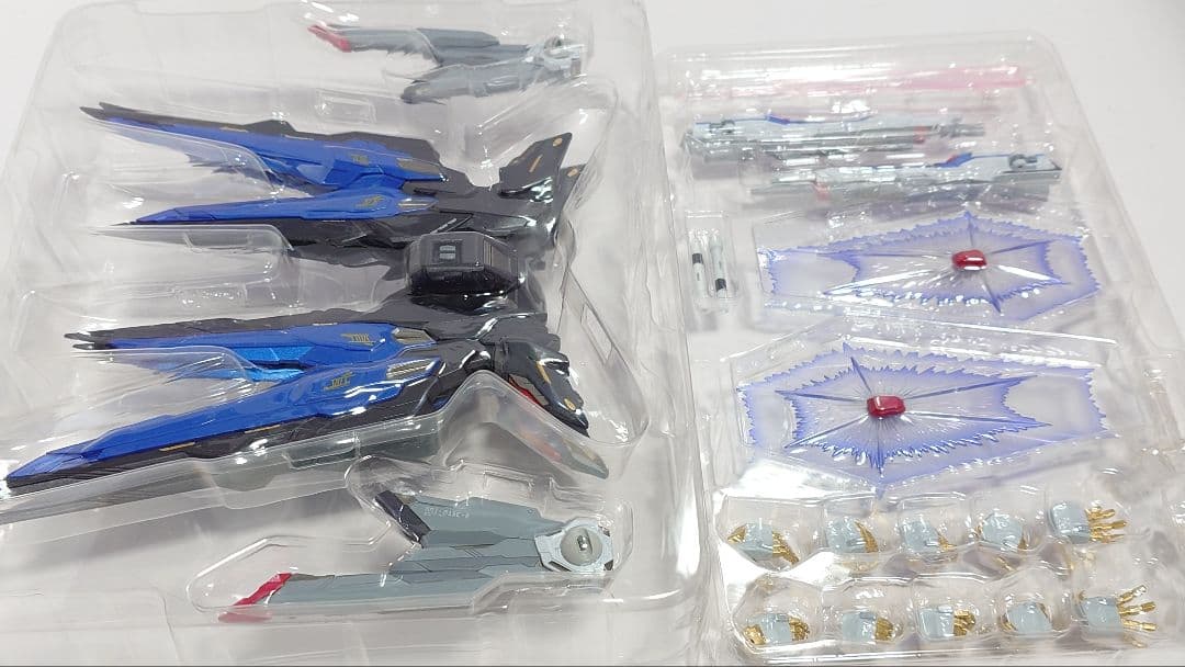 L BUILD　ストライクフリーダムガンダム　開封品