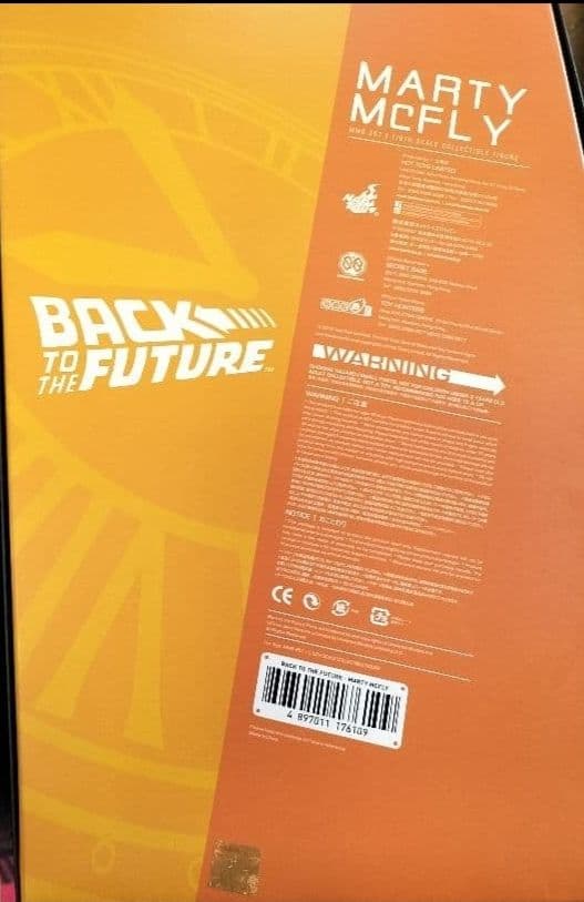 ホットトイズ　マーティーマクフライ　バックトゥーザフューチャー　1/6