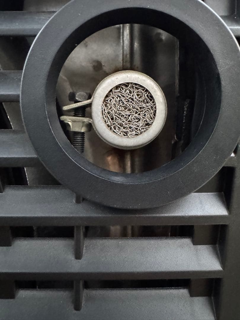 新品　新ダイワ インバーター発電機 iEG2000M 送料込み！