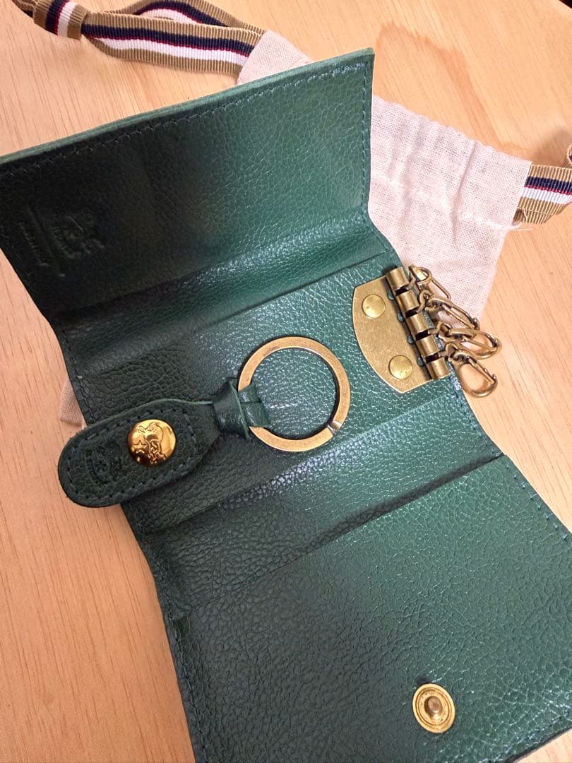 IL BISONTE グリーン 三つ折り財布 保存袋付き