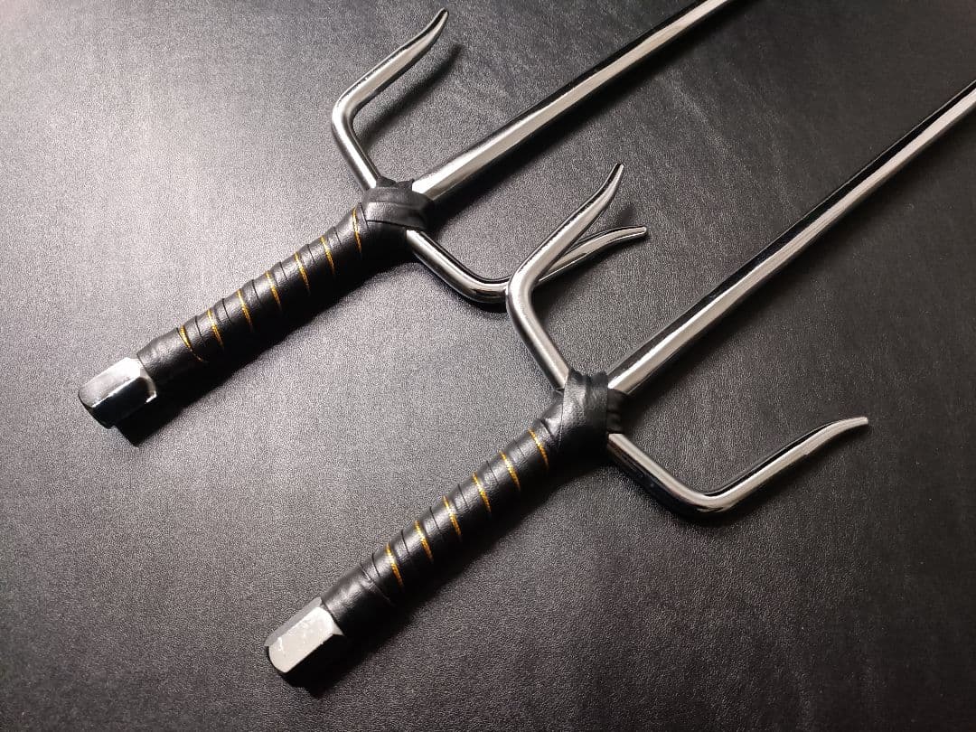 武具　十手　48CM　2本セット　釵　琉球古武術　鉄製　古武道具　サイ　刀剣美術