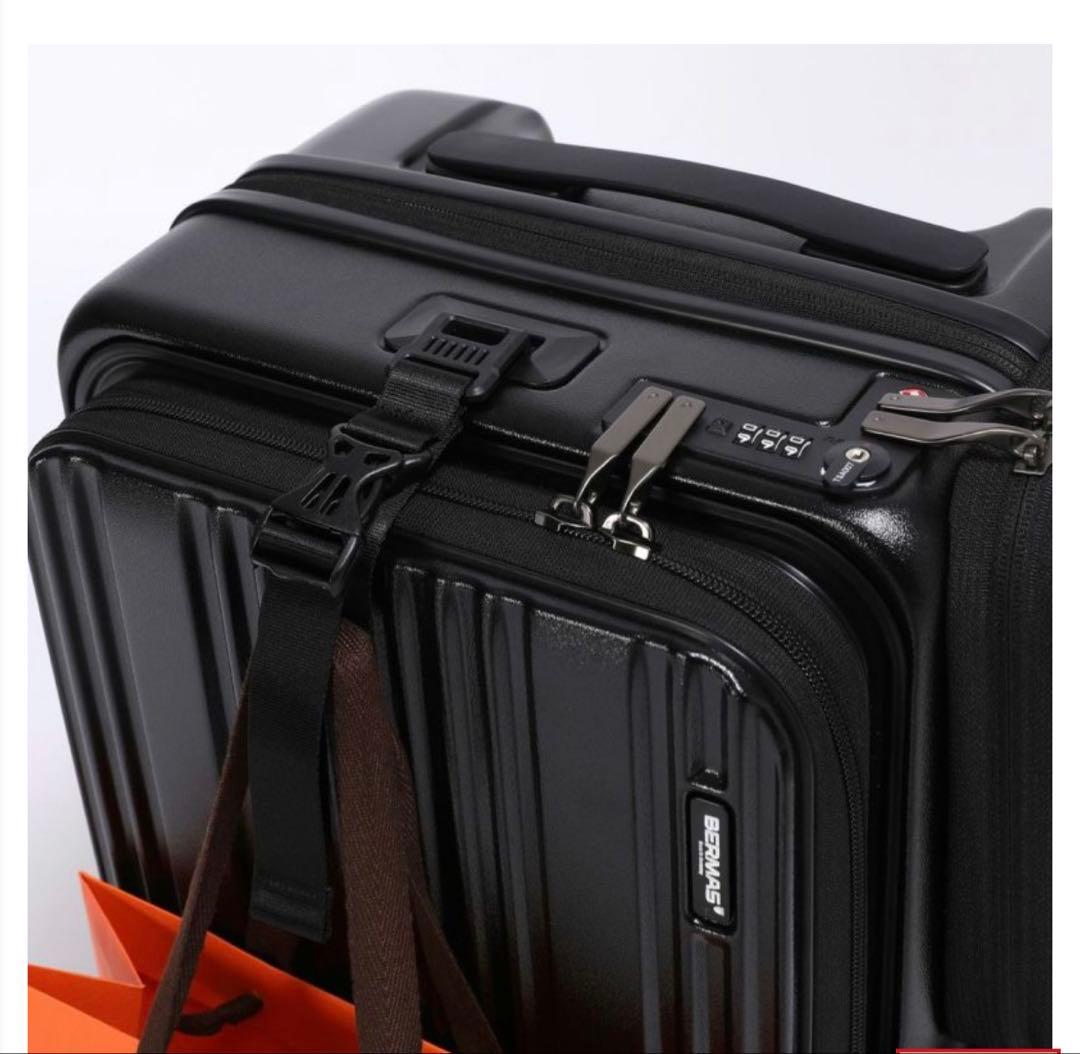 BERMAS バーマス　サイドポケット付きフロントオープンEURO CITYⅢ