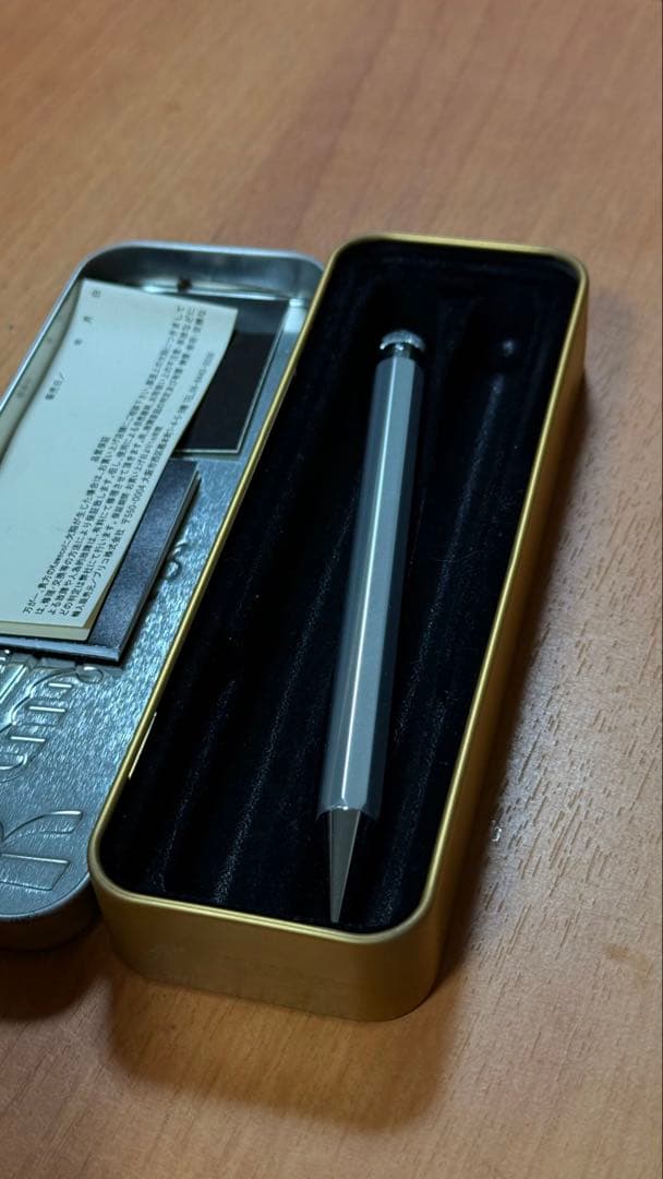 カヴェコスペシャル シャイニーシルバー 0.5mm