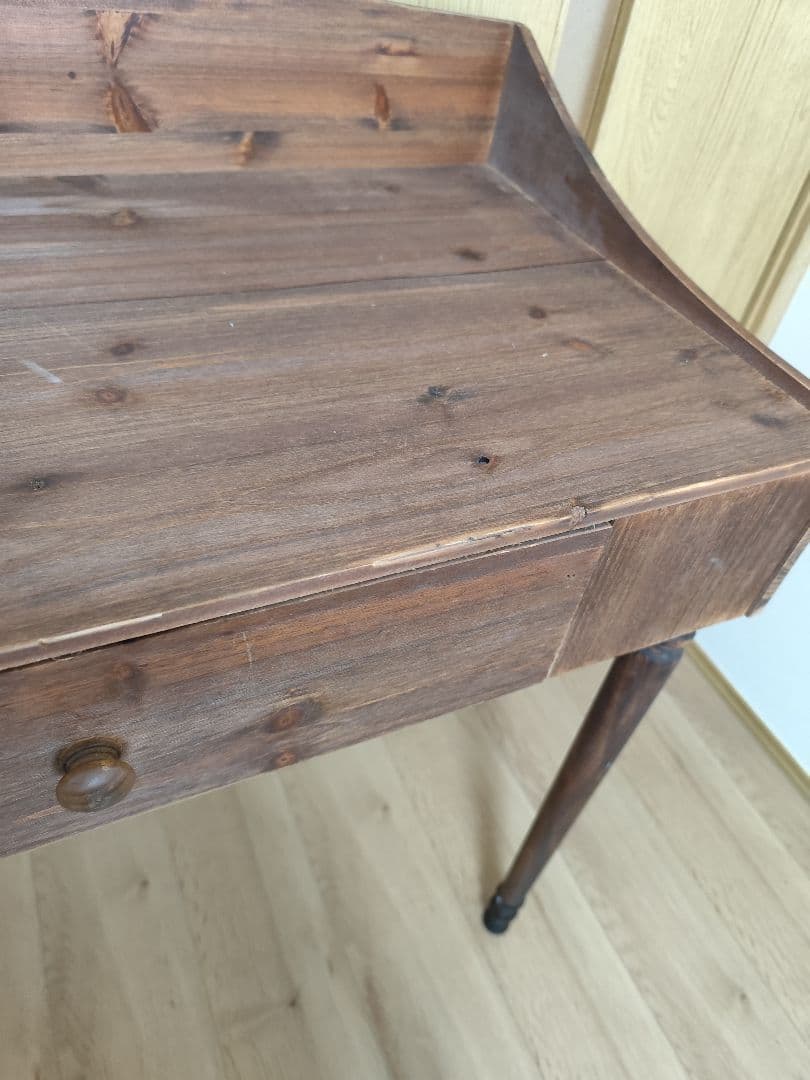 サリュ　机　テーブル　ライティングデスク