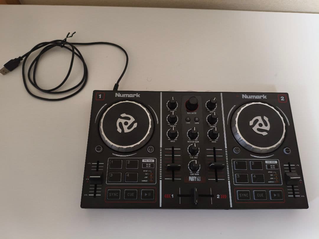 Numark Party Mix DJコントローラー