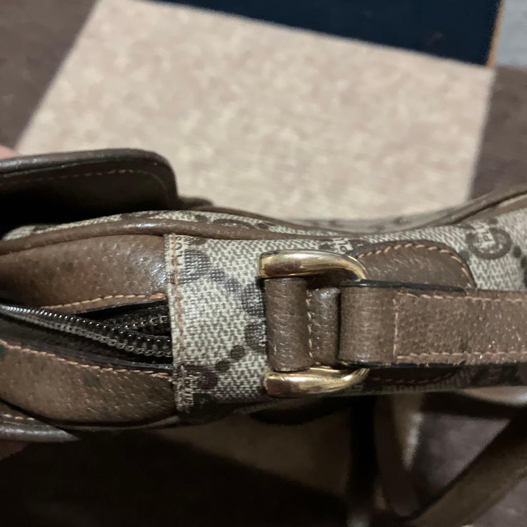 グッチプラスショルダーバック