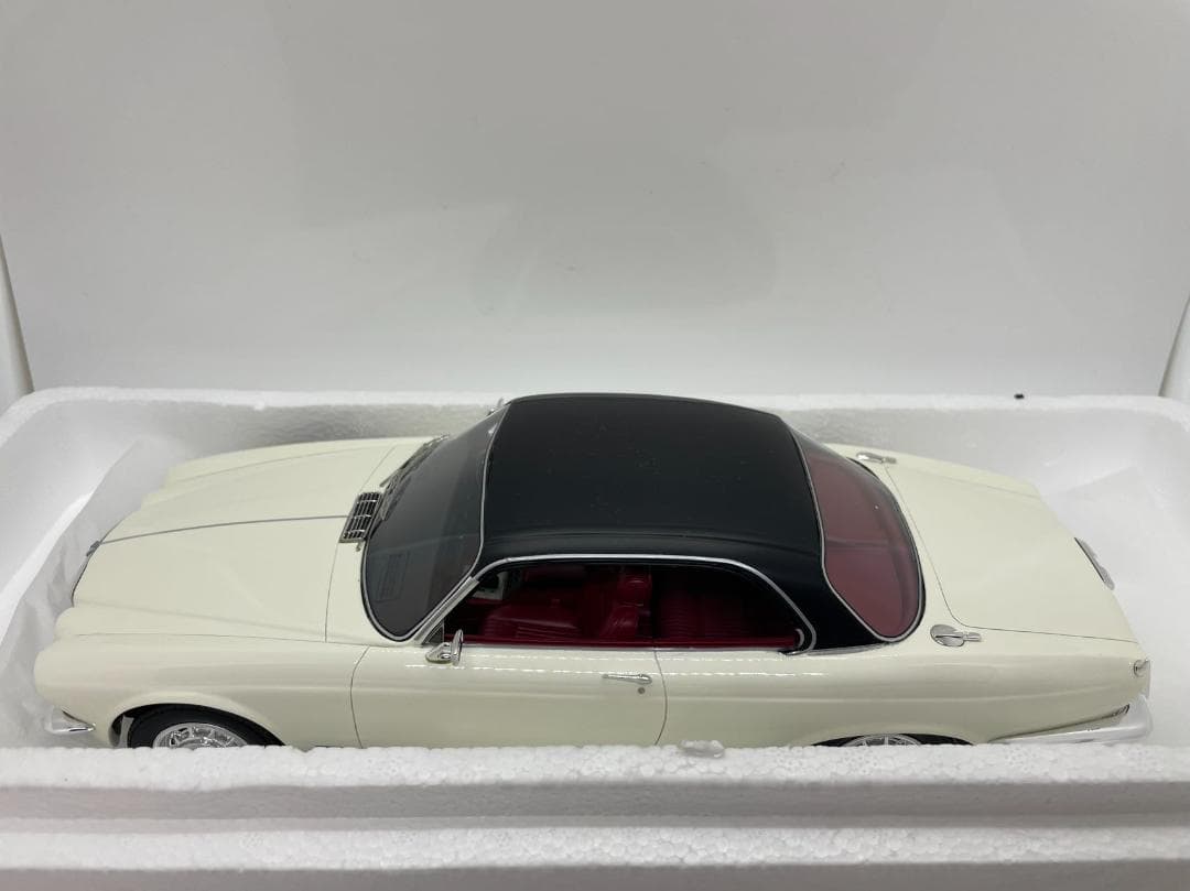 102-019 BoS 1/18 ジャガー XJ 4.2C