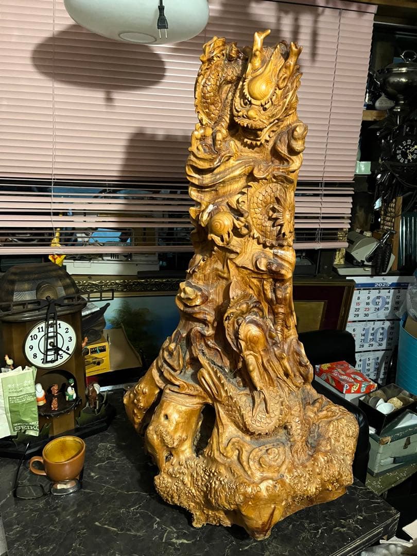 木彫り龍、龍の木彫り、特大木彫りの龍、一刀彫の龍、ドラゴン、木の株の龍