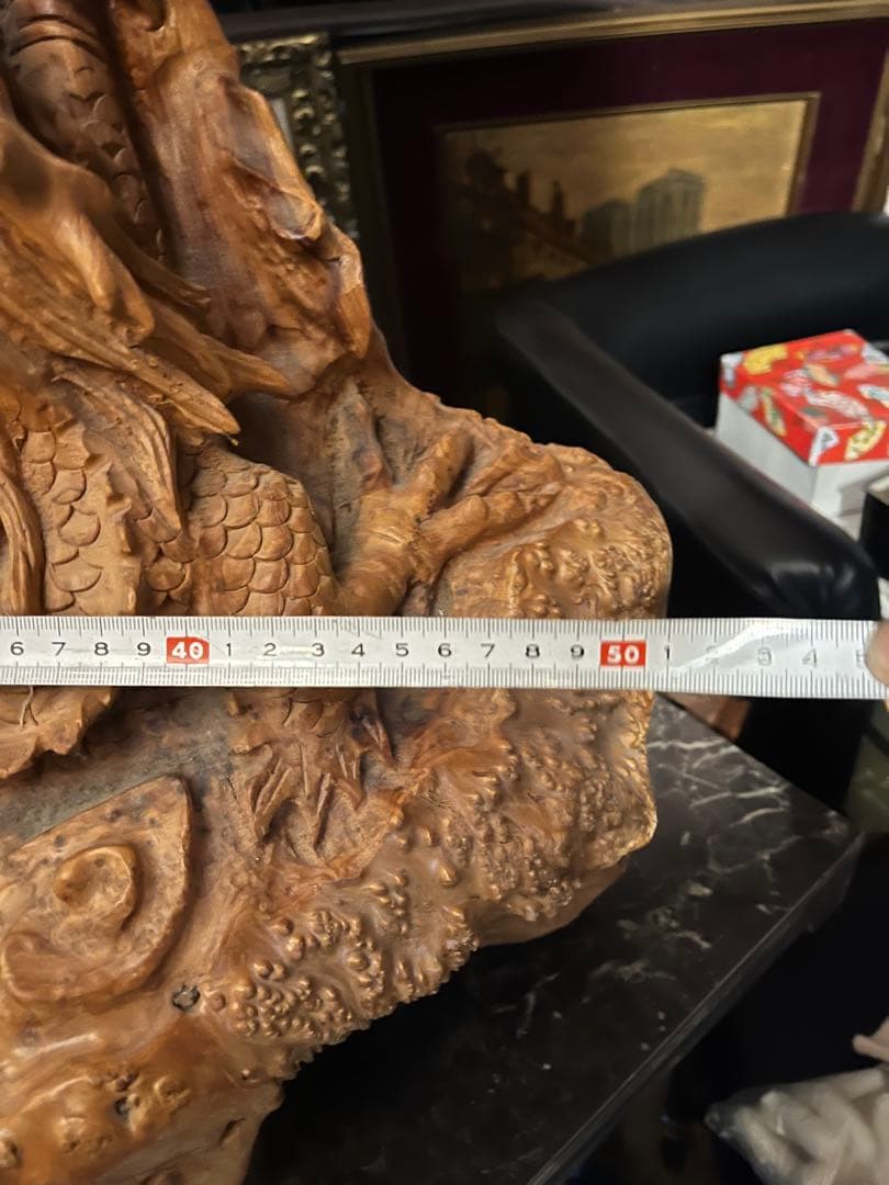 木彫り龍、龍の木彫り、特大木彫りの龍、一刀彫の龍、ドラゴン、木の株の龍