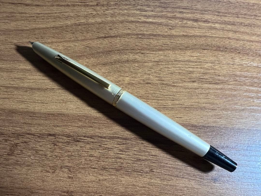 パイロット キャップレス capless 14k