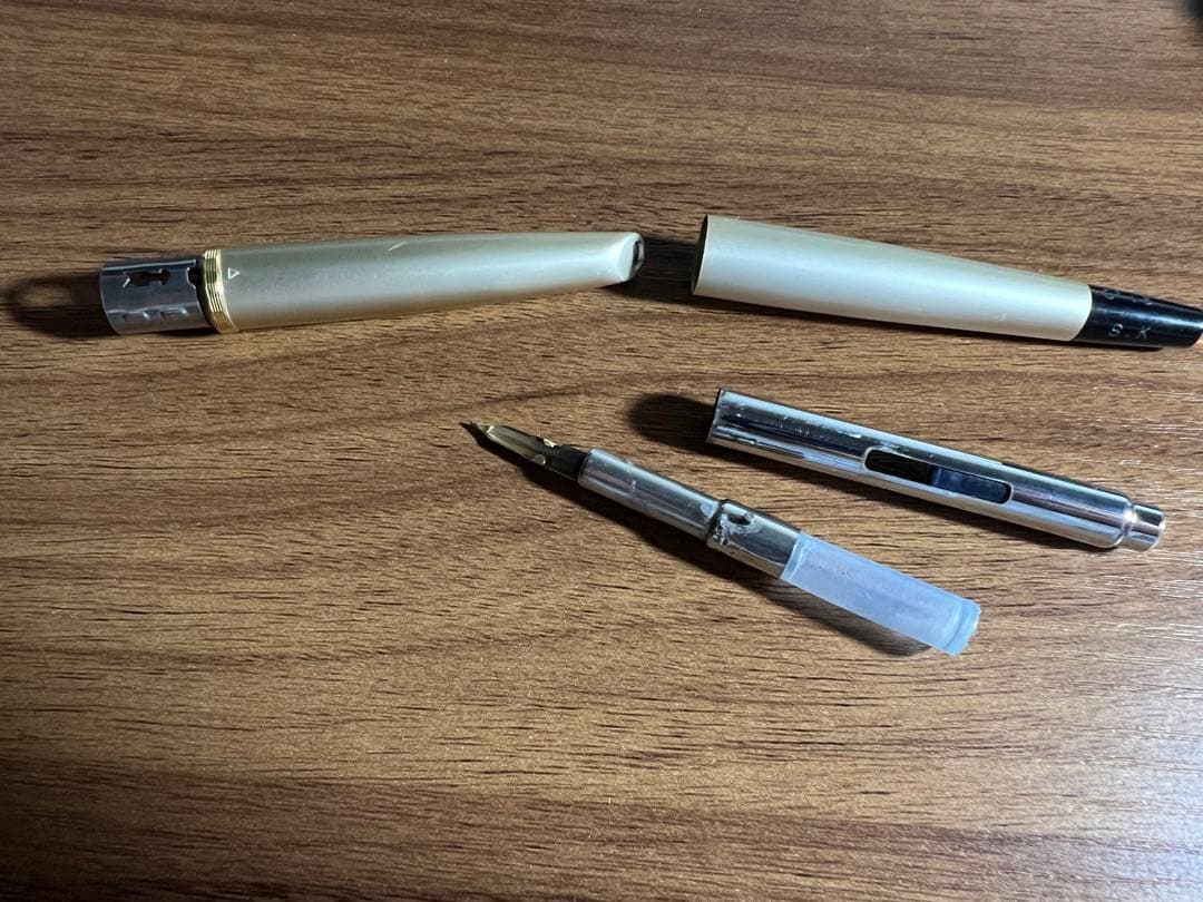 パイロット キャップレス capless 14k