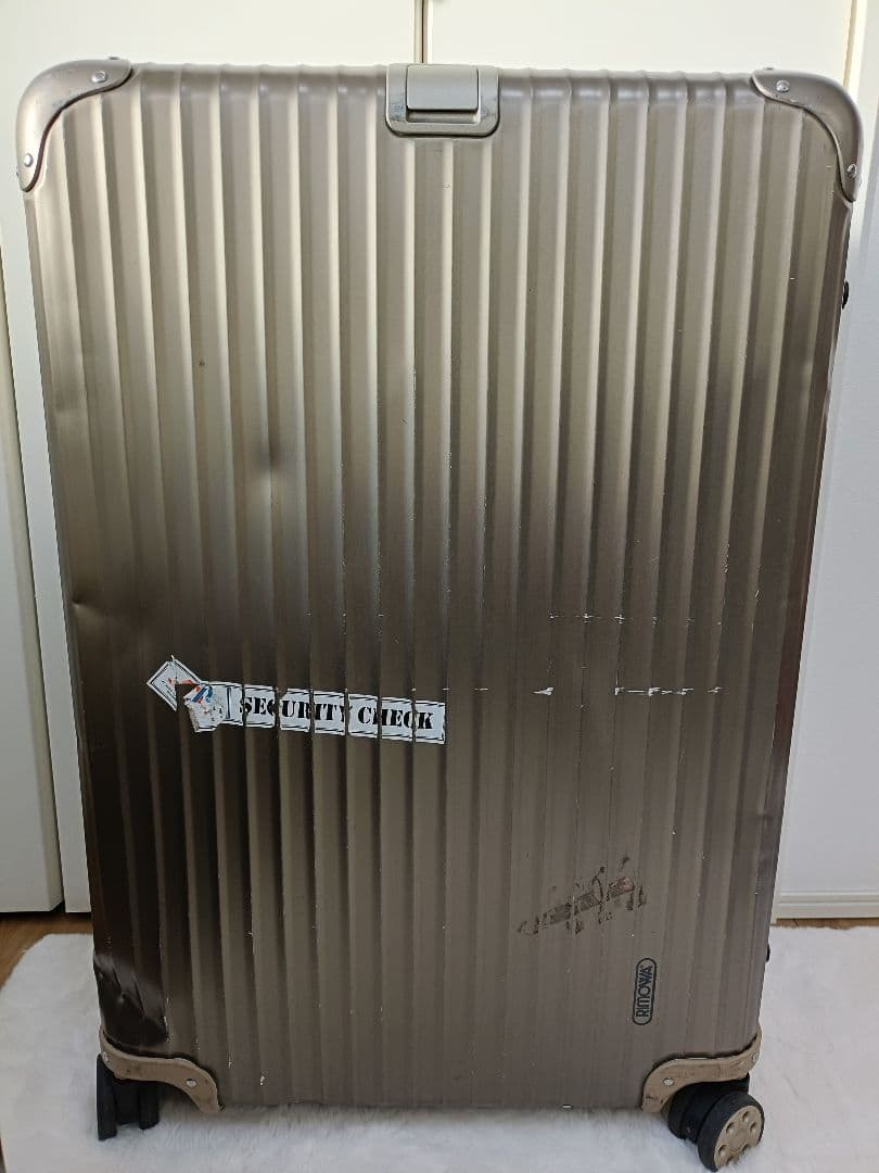 リモワ　トパーズ チタニウム