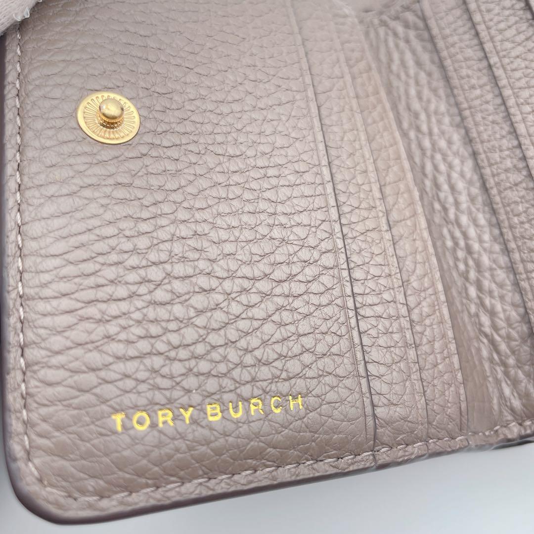 美品✨Tory Burch トリーバーチ 二つ折り財布 グレージュ 金ロゴ