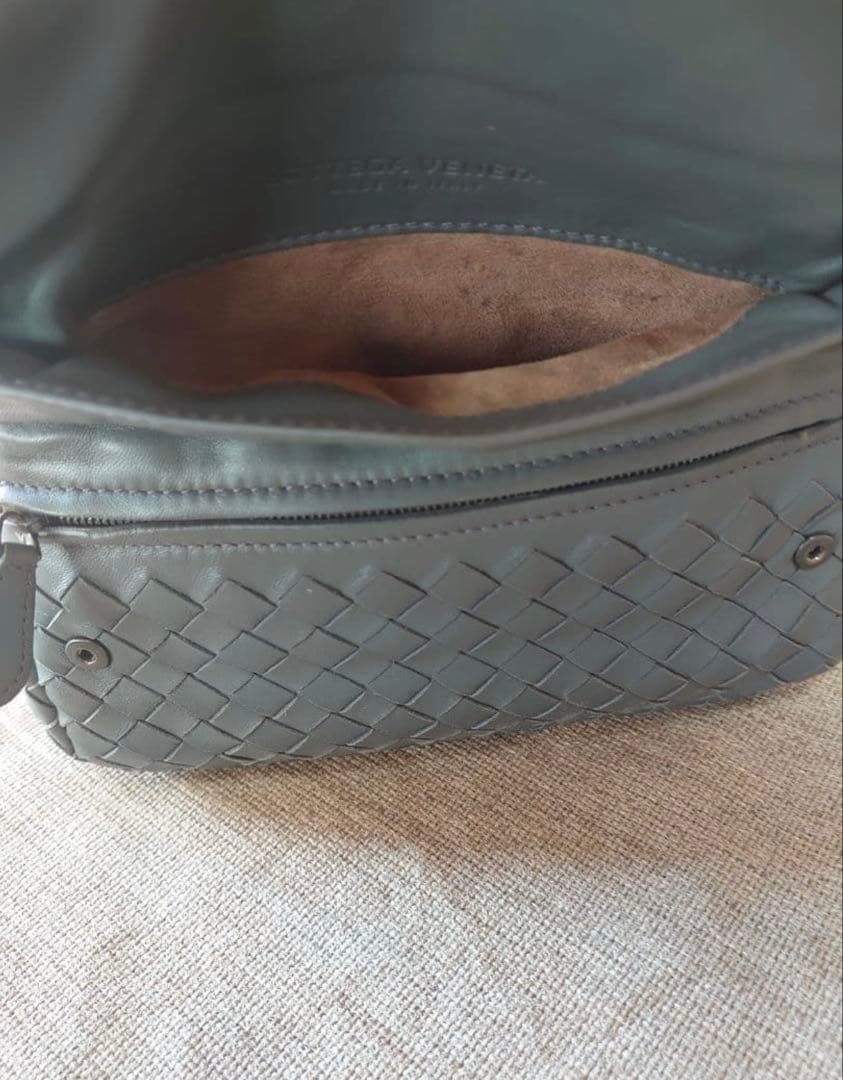 Bottega Veneta イントレチャート チェーン バッグ グレー