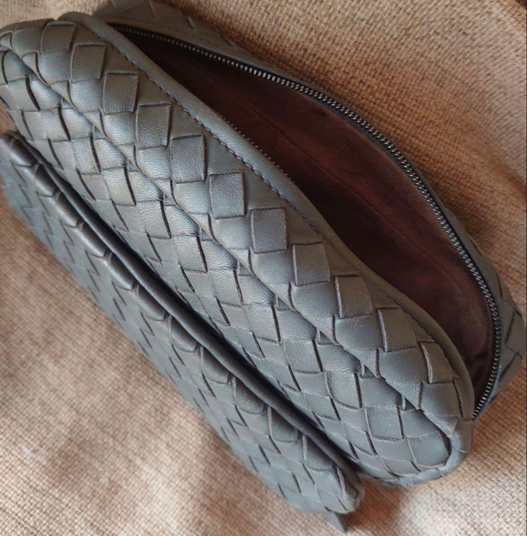 Bottega Veneta イントレチャート チェーン バッグ グレー