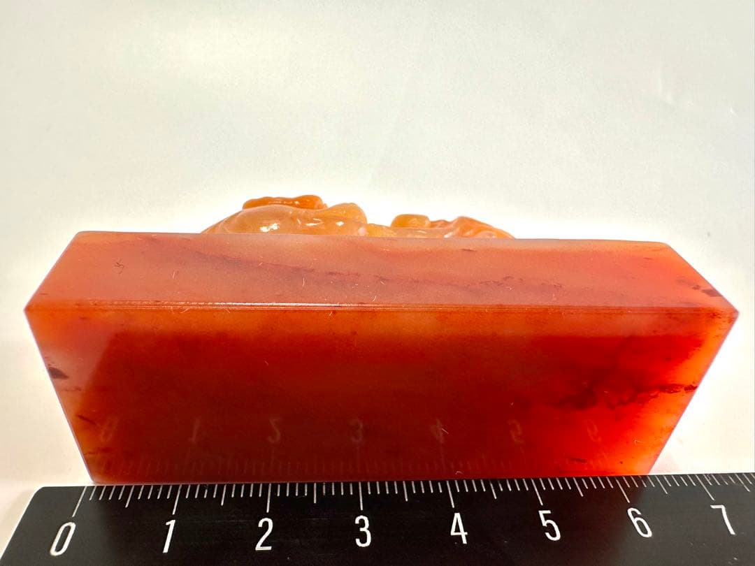 霊獣献芝　高級印材　田黄　ラオス　篆刻　印材　印石　書道　落款　遊印