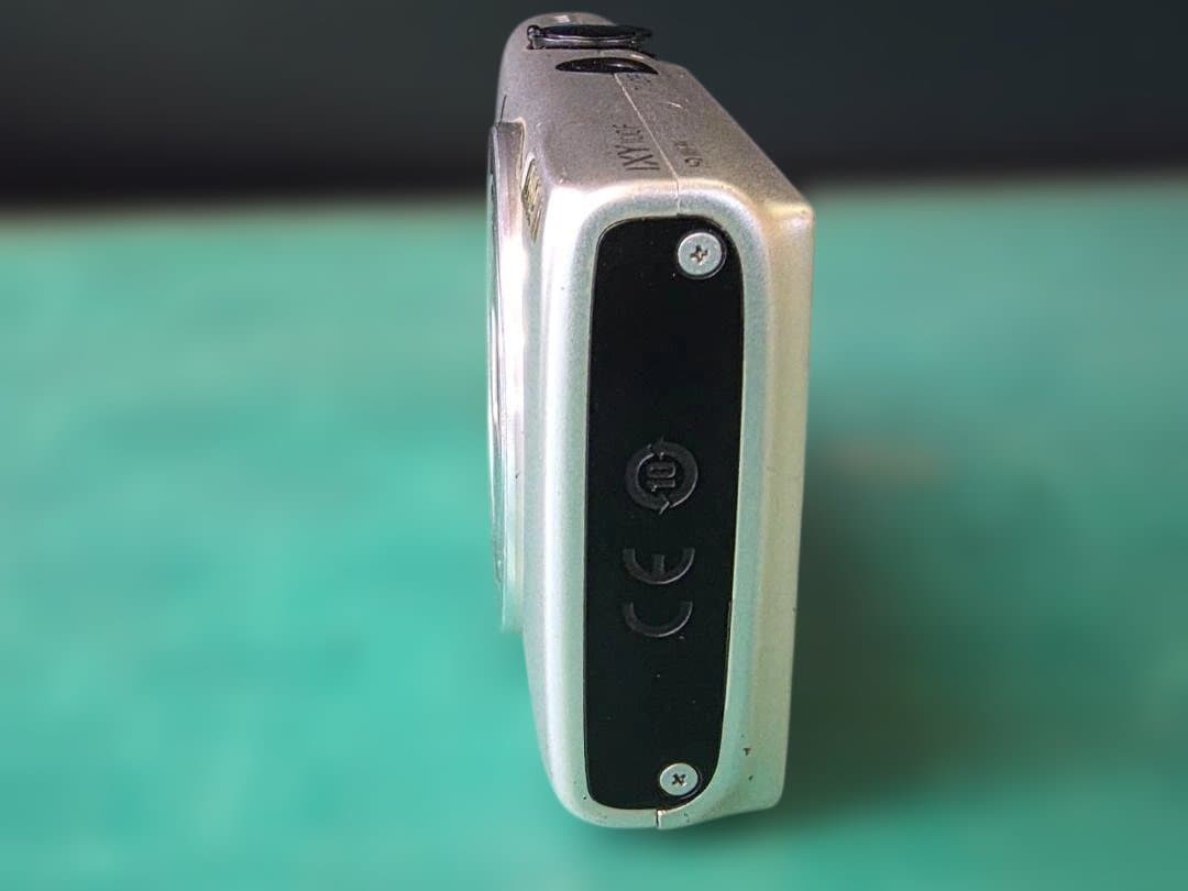 Canon IXY 100F シルバー コンパクトデジタルカメラ