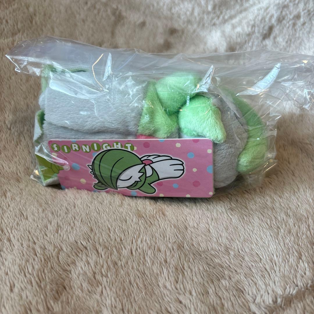 サーナイトくったりぬいぐるみ　おねむりversion