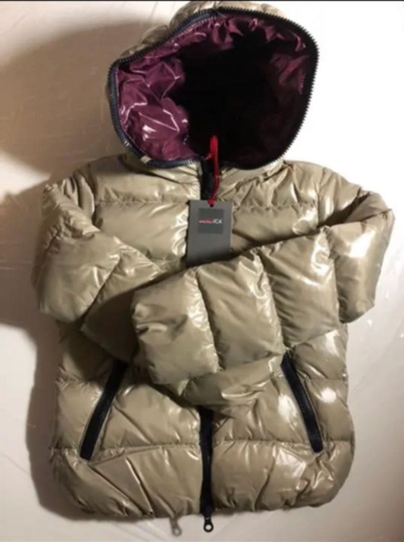 新品　DUVETICA キッズダウン　サイズ3