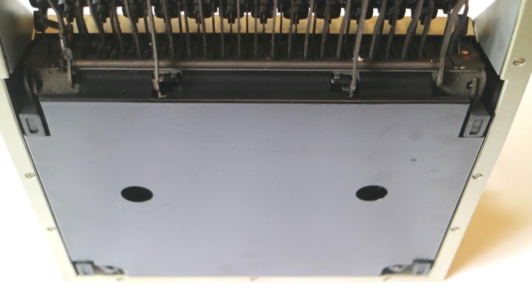 値引完動美品タイプライター Olivetti Lettera DL 国際文字配列