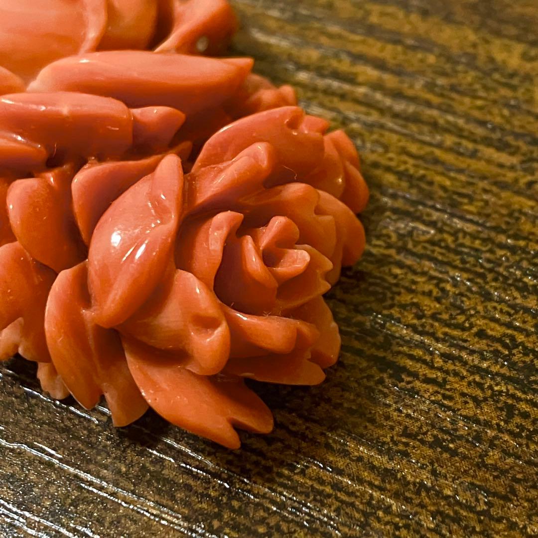 珊瑚 ルース 薔薇の彫刻 カービング