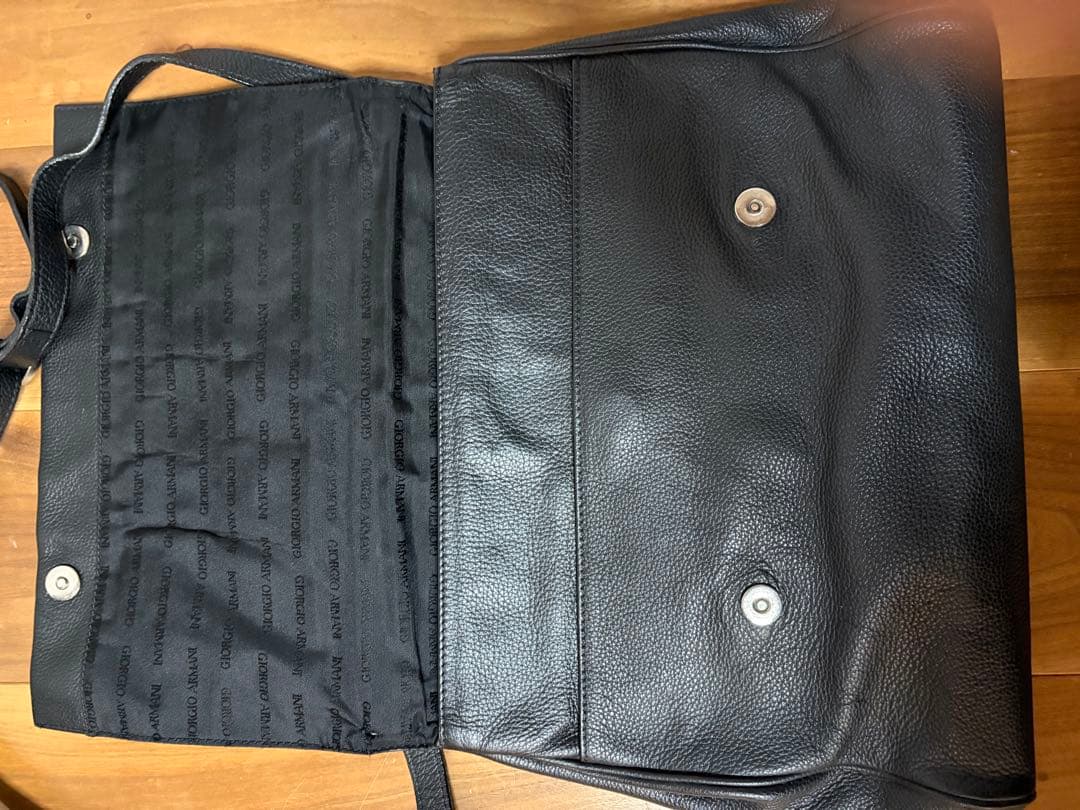 【希少】ジョルジオアルマーニ シビジネスバッグ　ショルダー　オールレザー　２０万