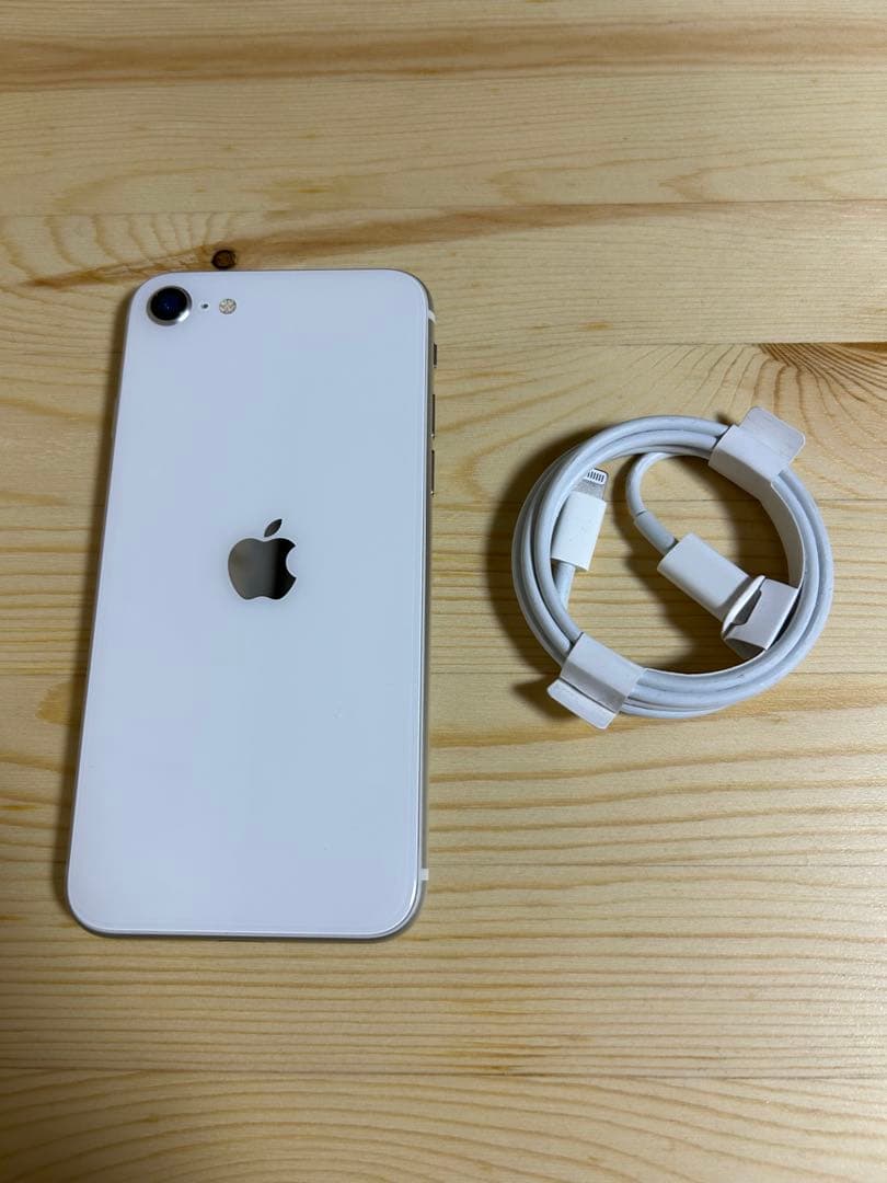 iPhone SE (第3世代) Starlight 64GB