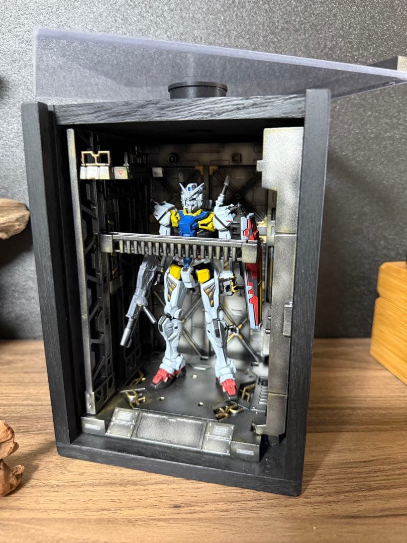 ガンプラ用　ジオラマベース　桐箱　LEDライト点灯