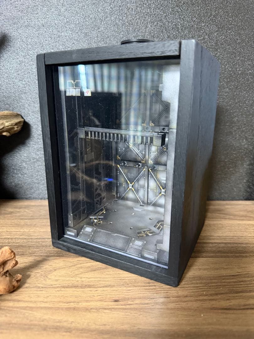 ガンプラ用　ジオラマベース　桐箱　LEDライト点灯