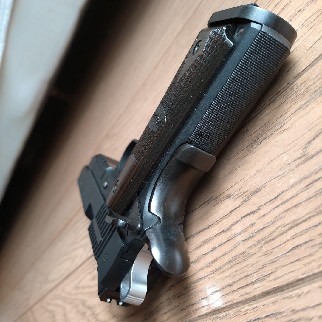 ウエスタンアームズ　SIG1911 ブラックウォーター　アルタモントグリップ