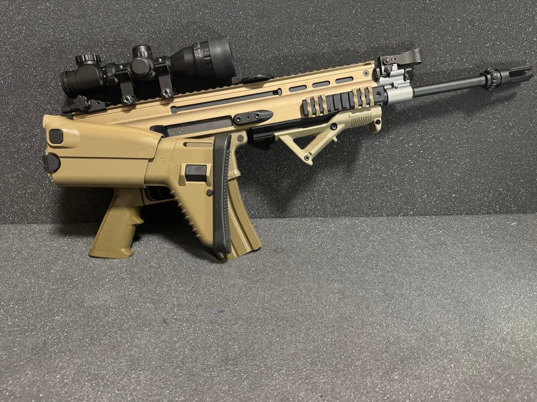 東京マルイ SCAR-L次世代電動ガン タンカラー スコープ付き