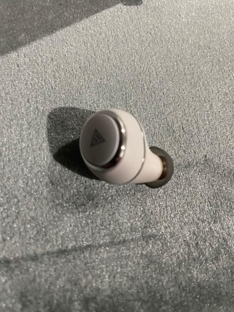 【ジャンク】ANIMA ANW01 戌亥とこ ホワイト ワイヤレスイヤホン