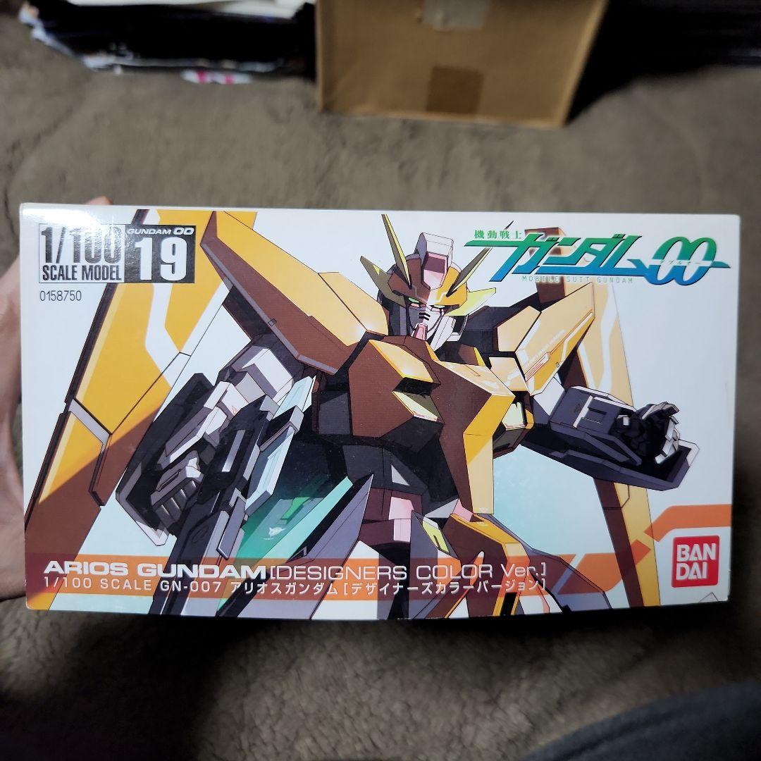 機動戦士ガンダムOO アリオスガンダム デザイナーズカラーバージョン 1/100